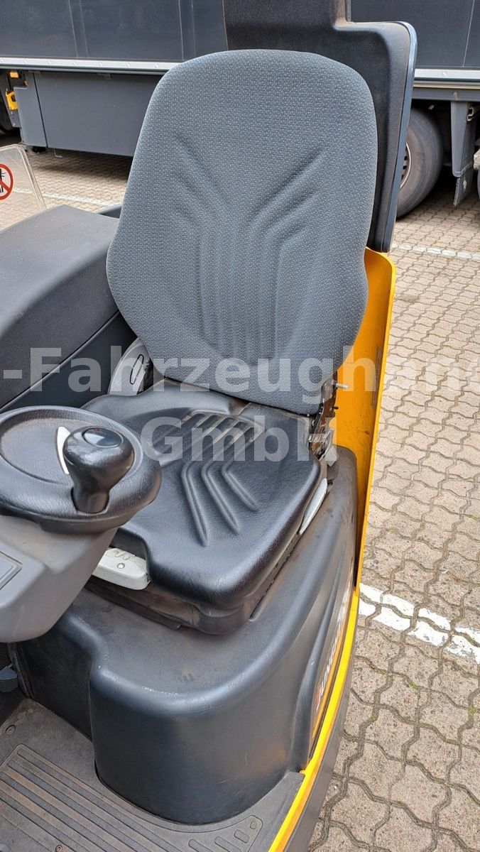 Fahrzeugabbildung Jungheinrich ETV 110