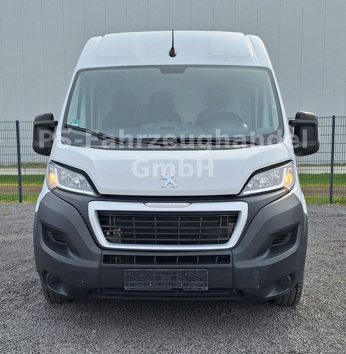 Fahrzeugabbildung Peugeot Boxer Kasten Hoch*335 L3H2*Premium BlueHDi 140