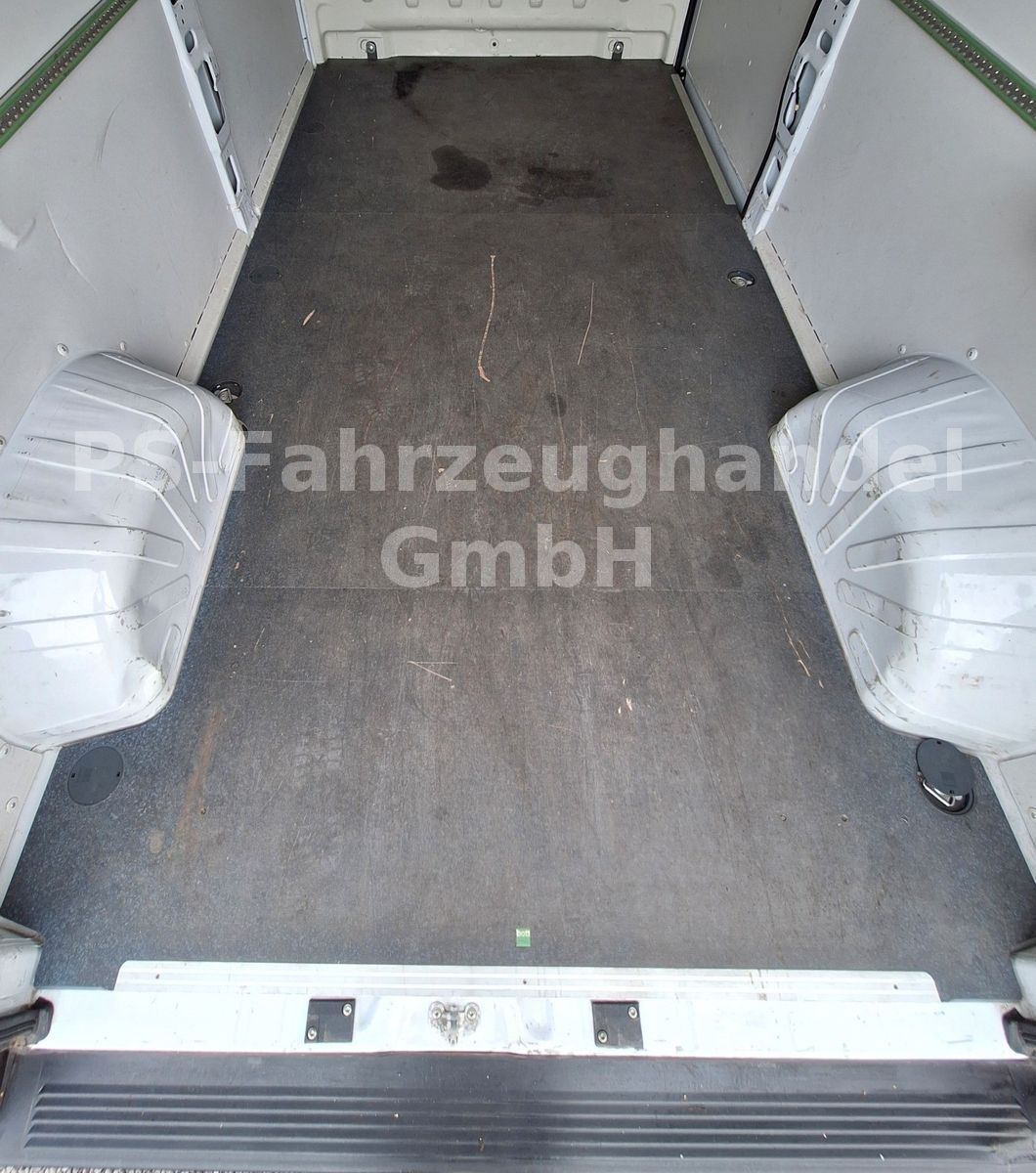 Fahrzeugabbildung Peugeot Boxer Kasten Hoch*335 L3H2*Premium BlueHDi 140