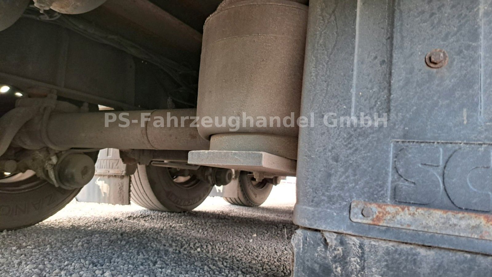 Fahrzeugabbildung Schmitz Cargobull SCS 24/L-13.62 *Mega*Hubdach
