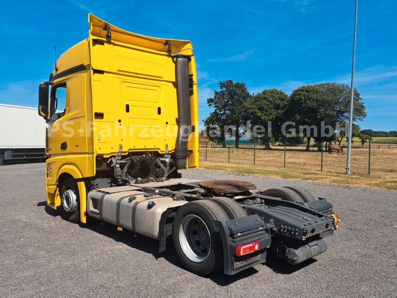Fahrzeugabbildung Mercedes-Benz Actros 5 1853 LSnR*BigSpace*Luft/Luft*Zusatztank