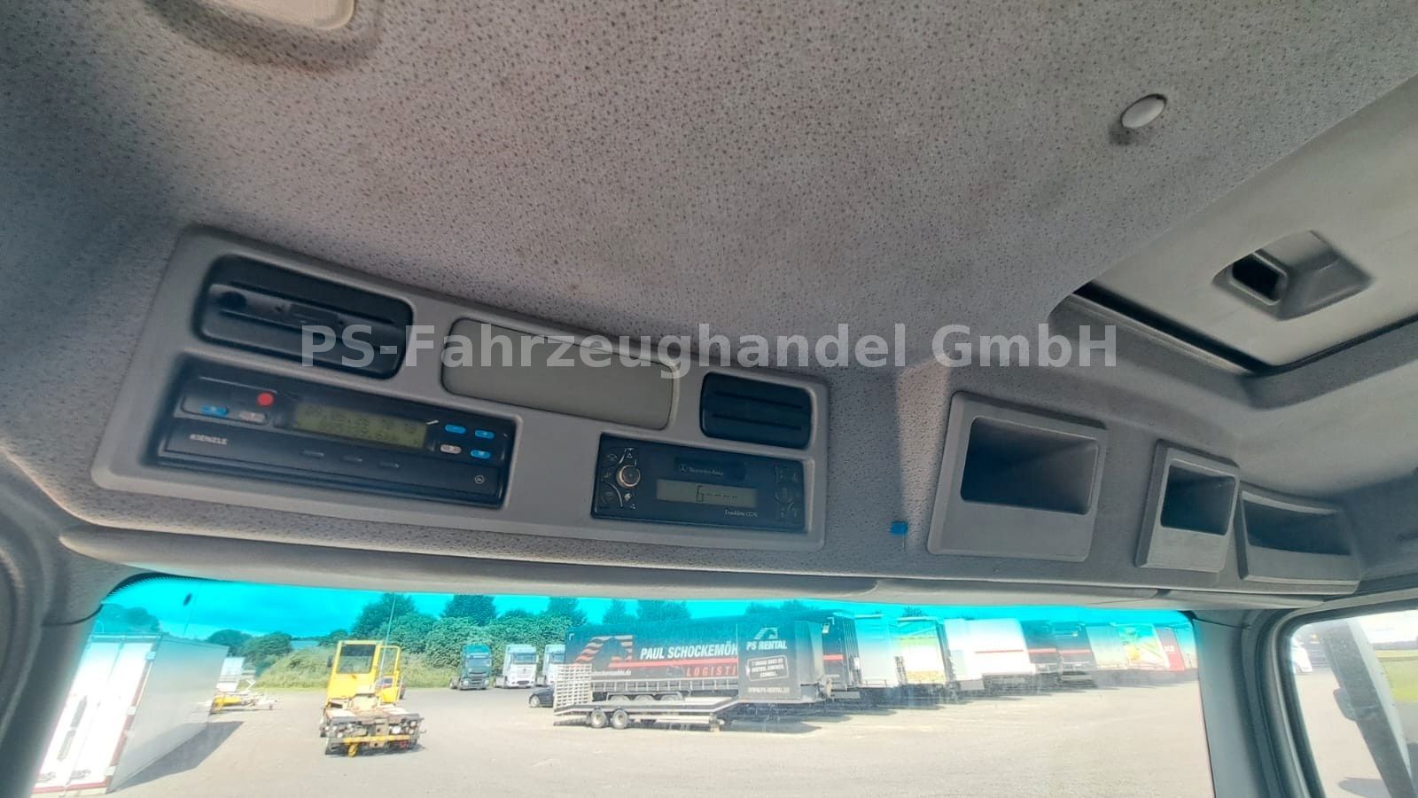 Fahrzeugabbildung Mercedes-Benz Atego 2 1218*Blatt/Luft*Pferdetransporter