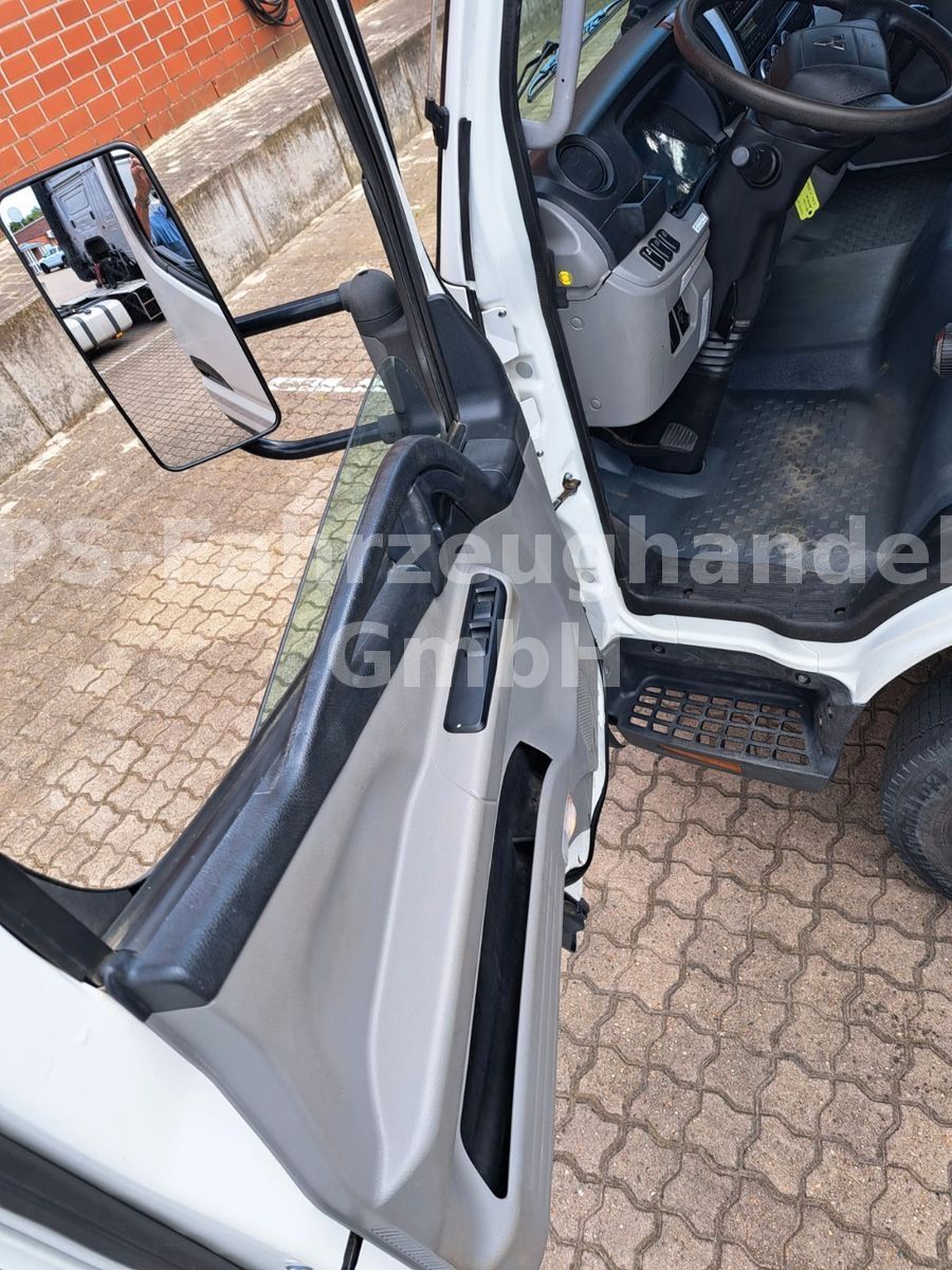 Fahrzeugabbildung FUSO Canter 7C18*Dreiseitenkipper*AHK