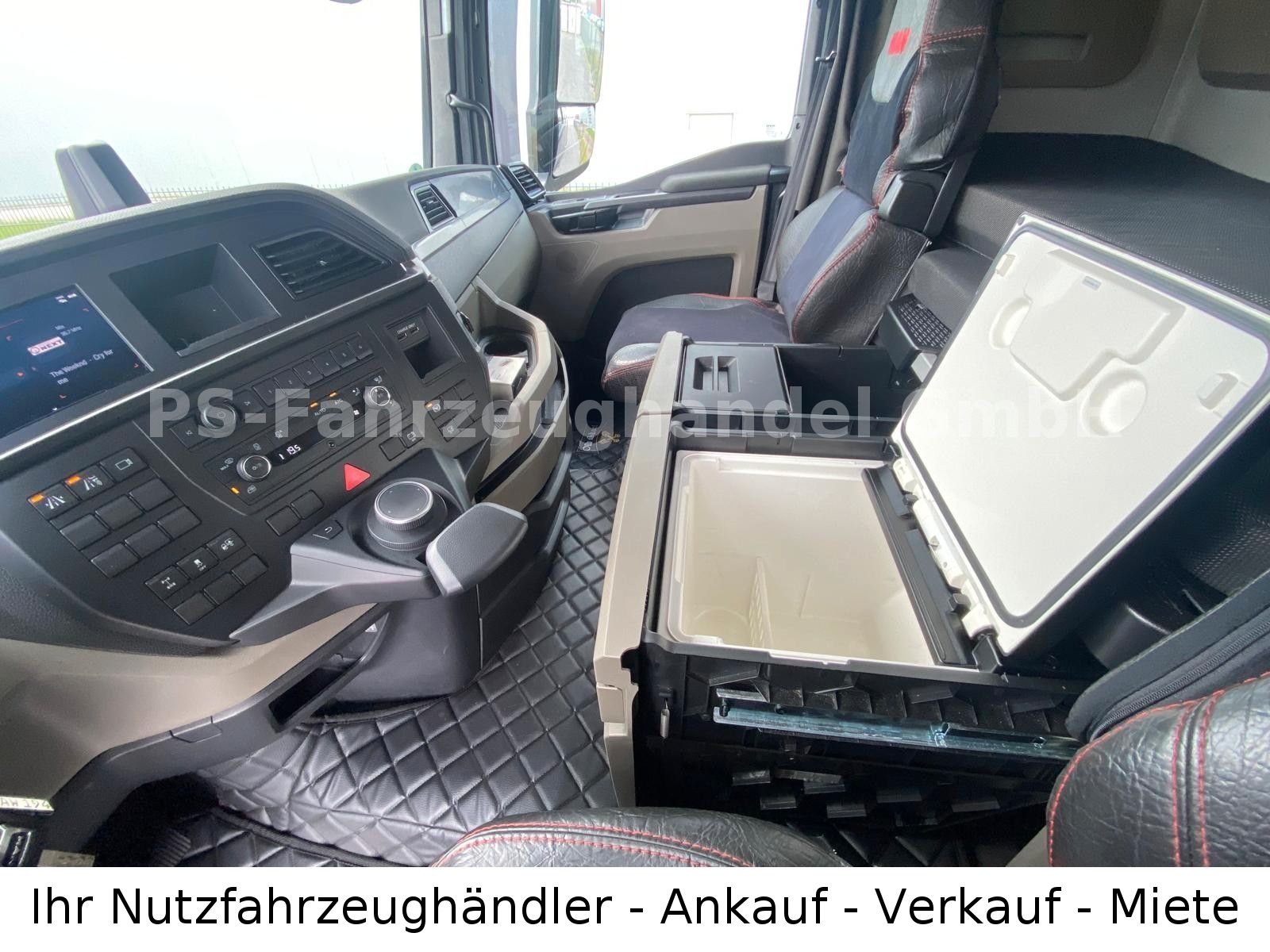 Fahrzeugabbildung MAN TGX 18.470*Blatt/Luft*