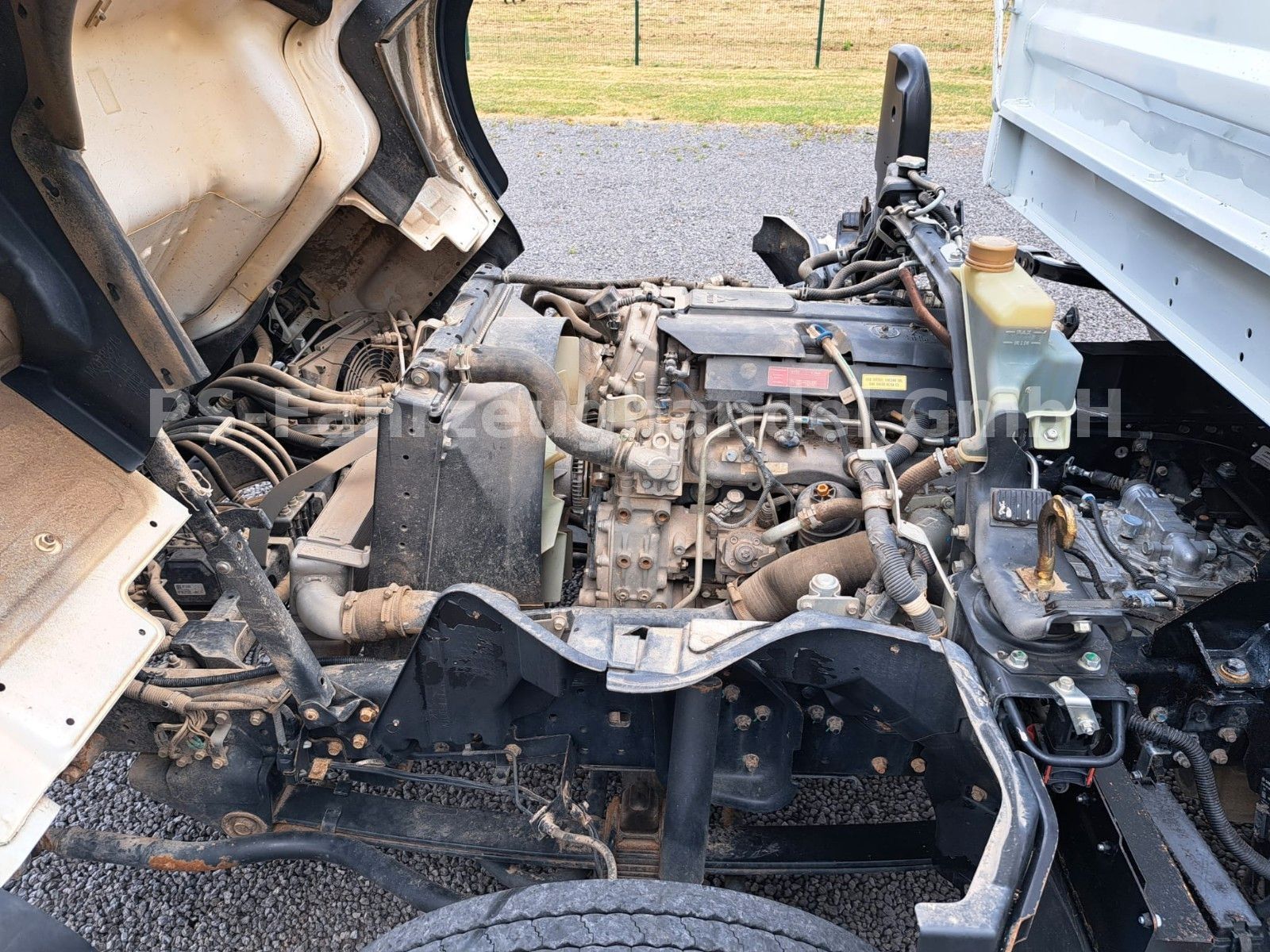 Fahrzeugabbildung FUSO Canter 7C18*Dreiseitenkipper*AHK