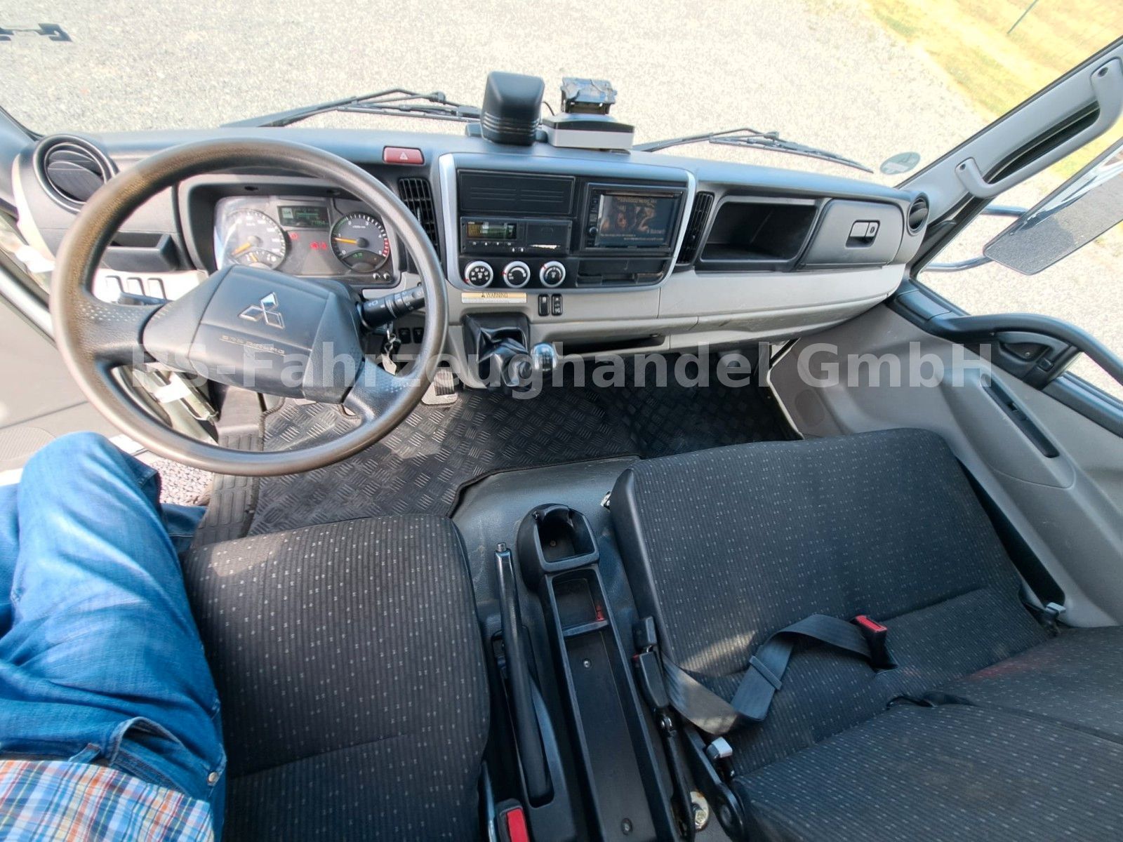 Fahrzeugabbildung FUSO Canter 7C18*Dreiseitenkipper*AHK