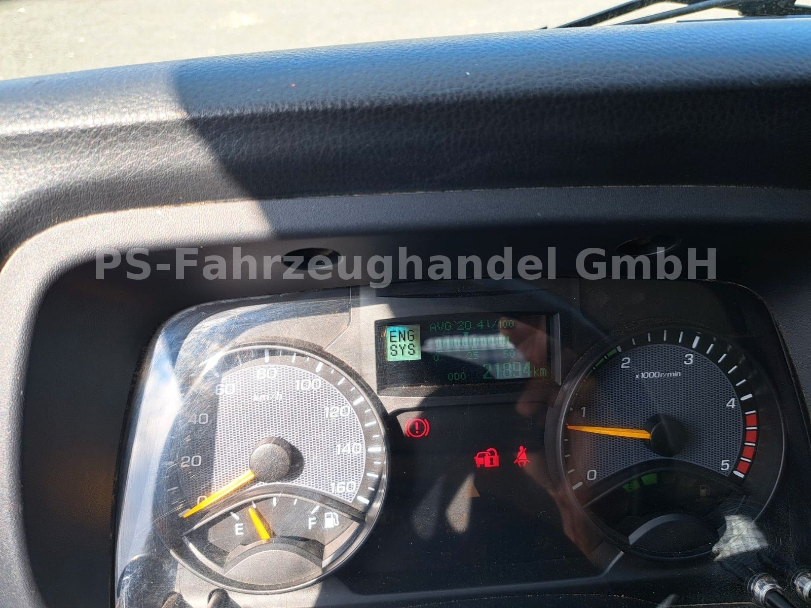 Fahrzeugabbildung FUSO Canter 7C18*Dreiseitenkipper*AHK