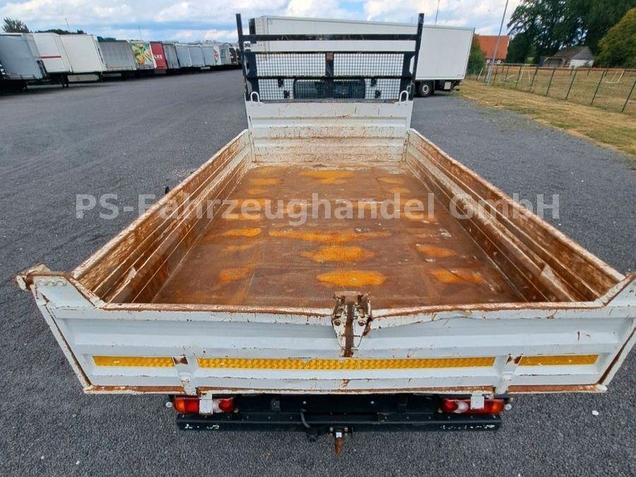 Fahrzeugabbildung FUSO Canter 7C18*Dreiseitenkipper*AHK
