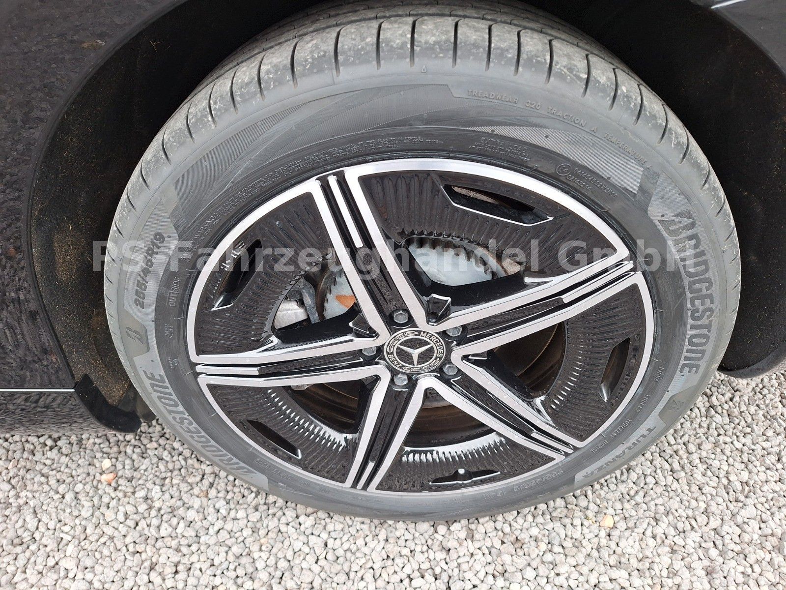 Fahrzeugabbildung Mercedes-Benz EQE 500 4Matic*AMG Line*Leder* Navi*DAB*AHK