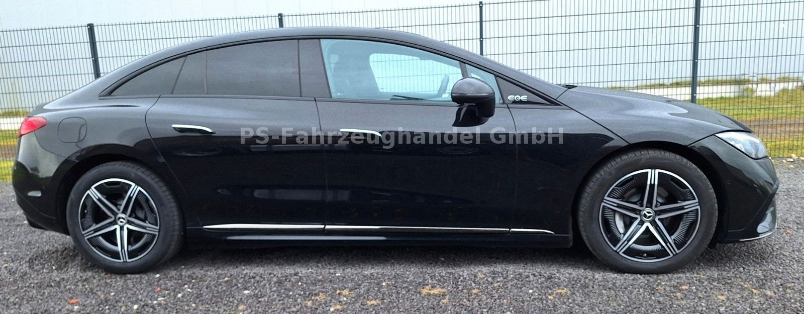 Fahrzeugabbildung Mercedes-Benz EQE 500 4Matic*AMG Line*Leder* Navi*DAB*AHK