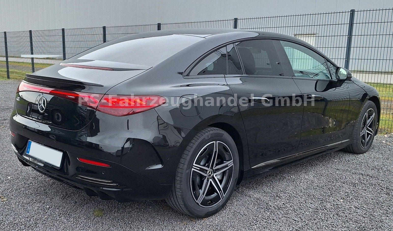 Fahrzeugabbildung Mercedes-Benz EQE 500 4Matic*AMG Line*Leder* Navi*DAB*AHK