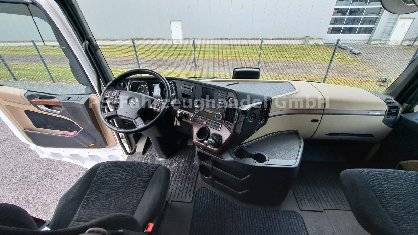 Fahrzeugabbildung Mercedes-Benz Actros 4 1842LS 4x2*Blatt/Luft*