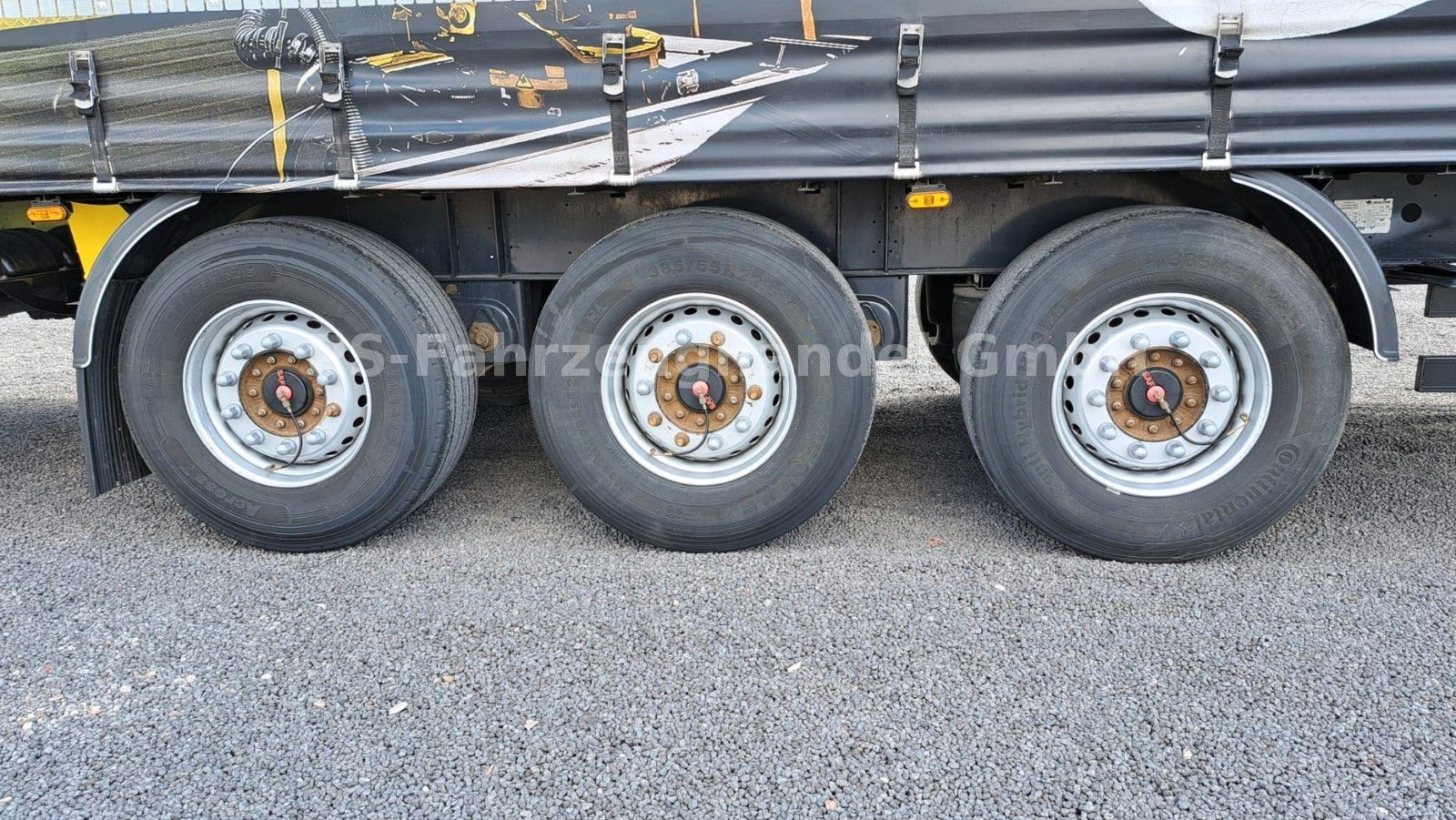 Fahrzeugabbildung Wielton Curtain Standard NS3KM4* SAF*LiftA* 7x vorhanden