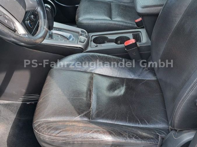 Fahrzeugabbildung Chevrolet Captiva 2.2 D LTZ 4WD*7 Sitzer*AHK