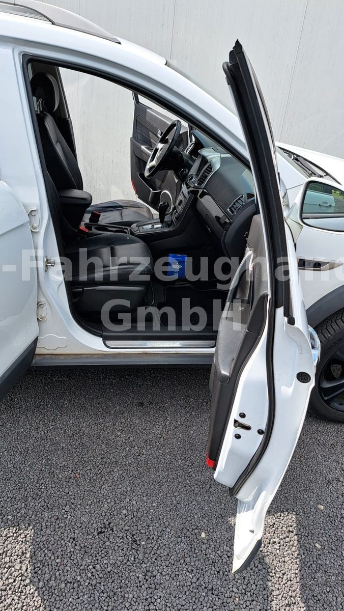 Fahrzeugabbildung Chevrolet Captiva 2.2 D LTZ 4WD*7 Sitzer*AHK