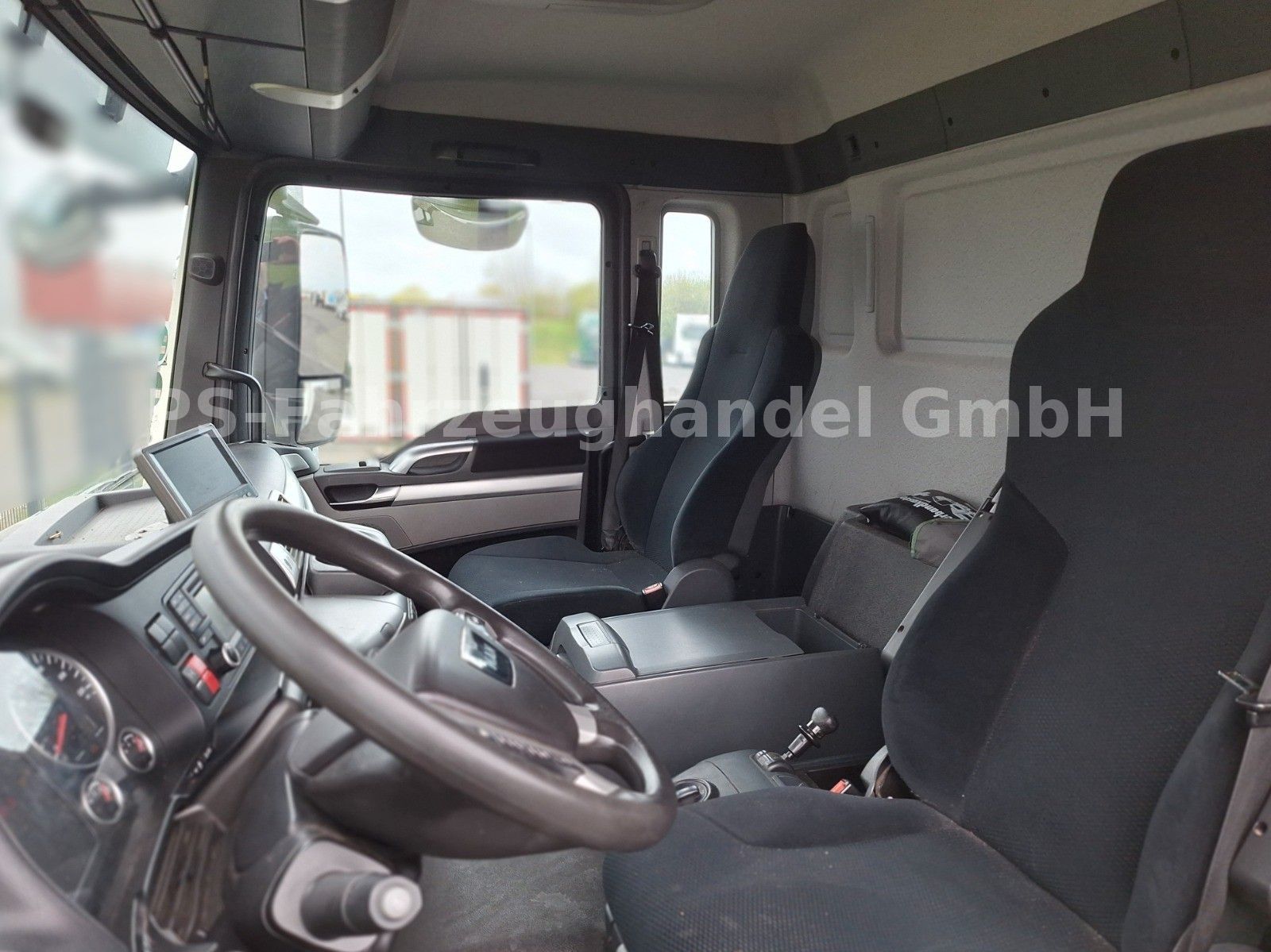 Fahrzeugabbildung MAN TGS  18.320*Frigo*Luft/Luft*LBW 2,0t*AHK