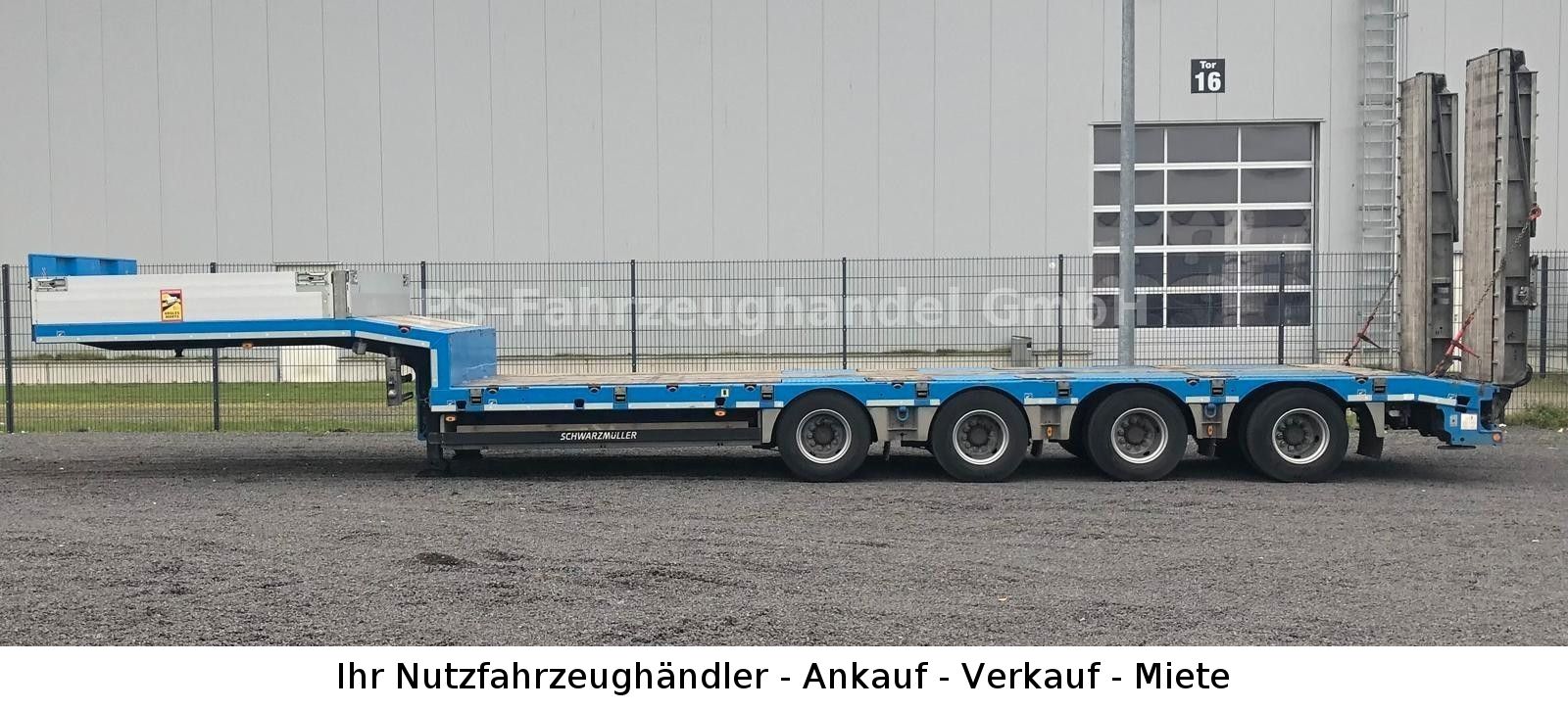 Fahrzeugabbildung Schwarzmüller *F-Serie*Tieflader*gekröpft*Hydr.Rampen