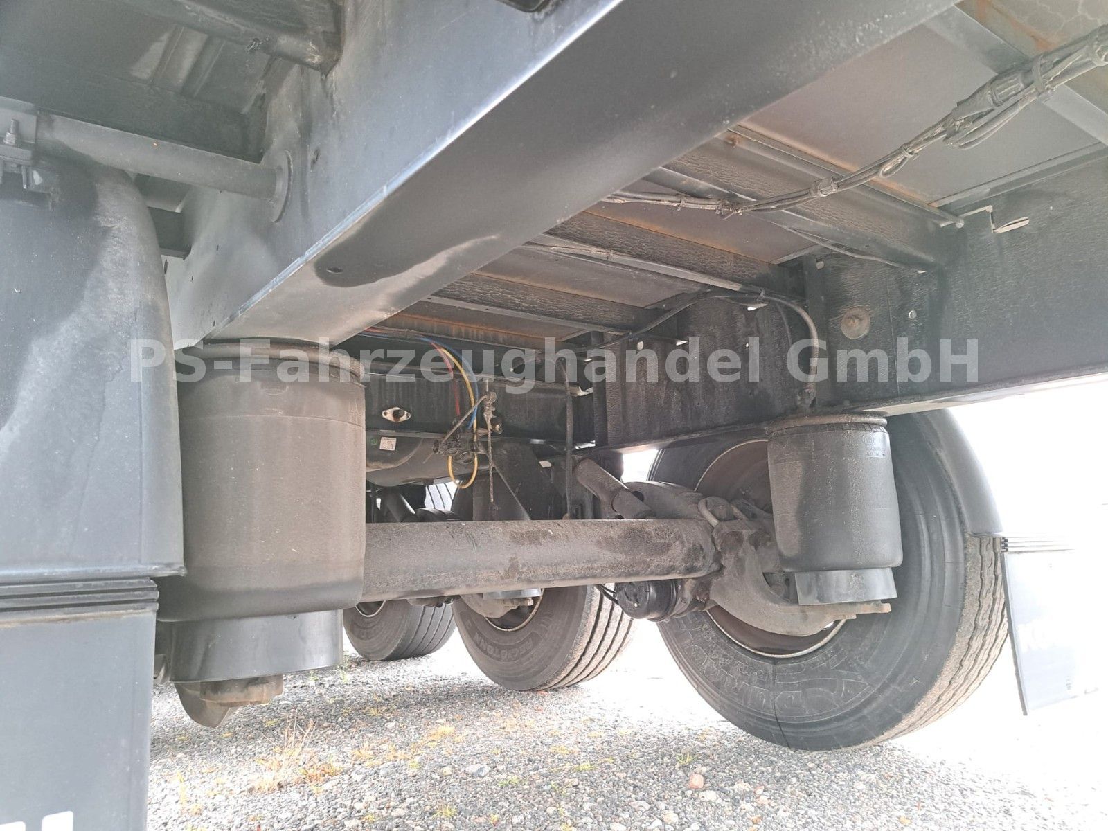 Fahrzeugabbildung Kögel SN24*Edscha*LiftA*PalKa