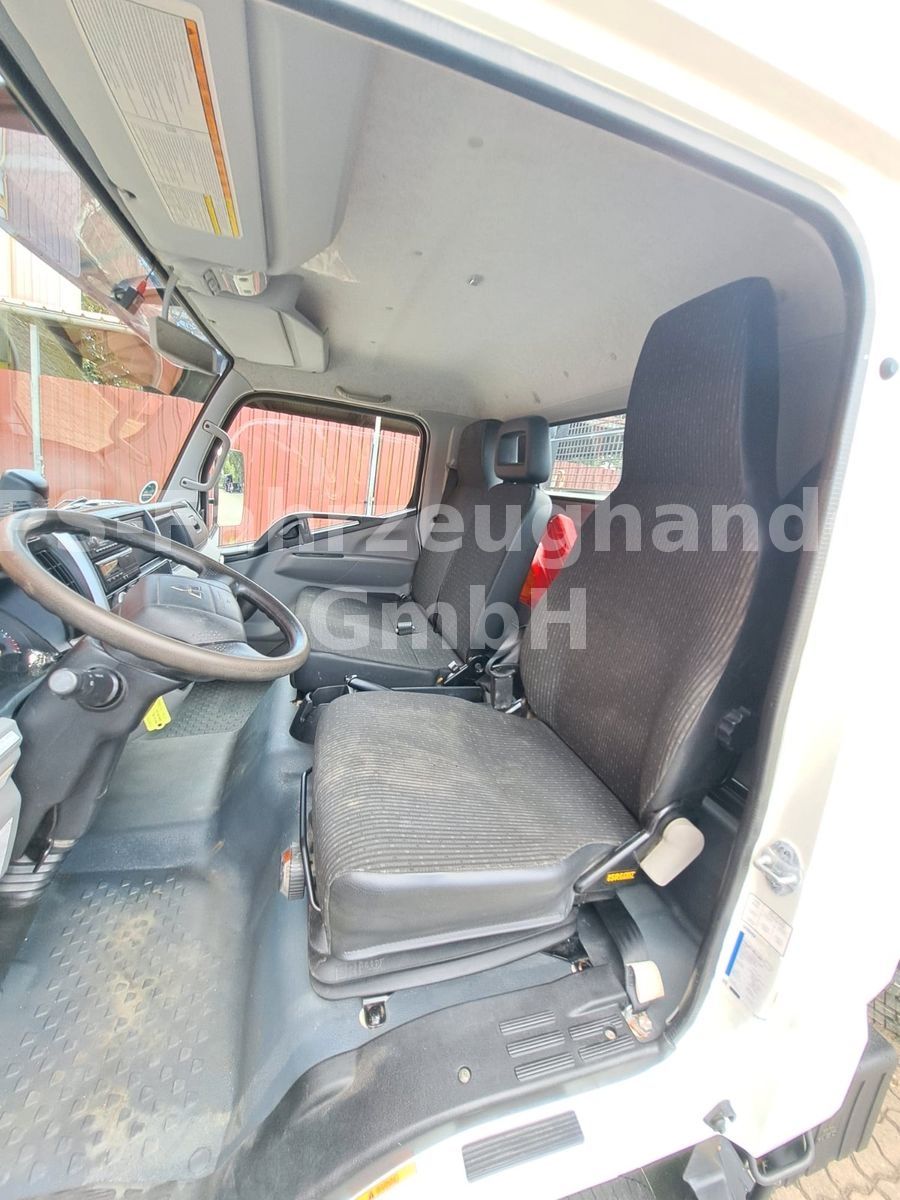 Fahrzeugabbildung FUSO Canter 7C18*Dreiseitenkipper*AHK