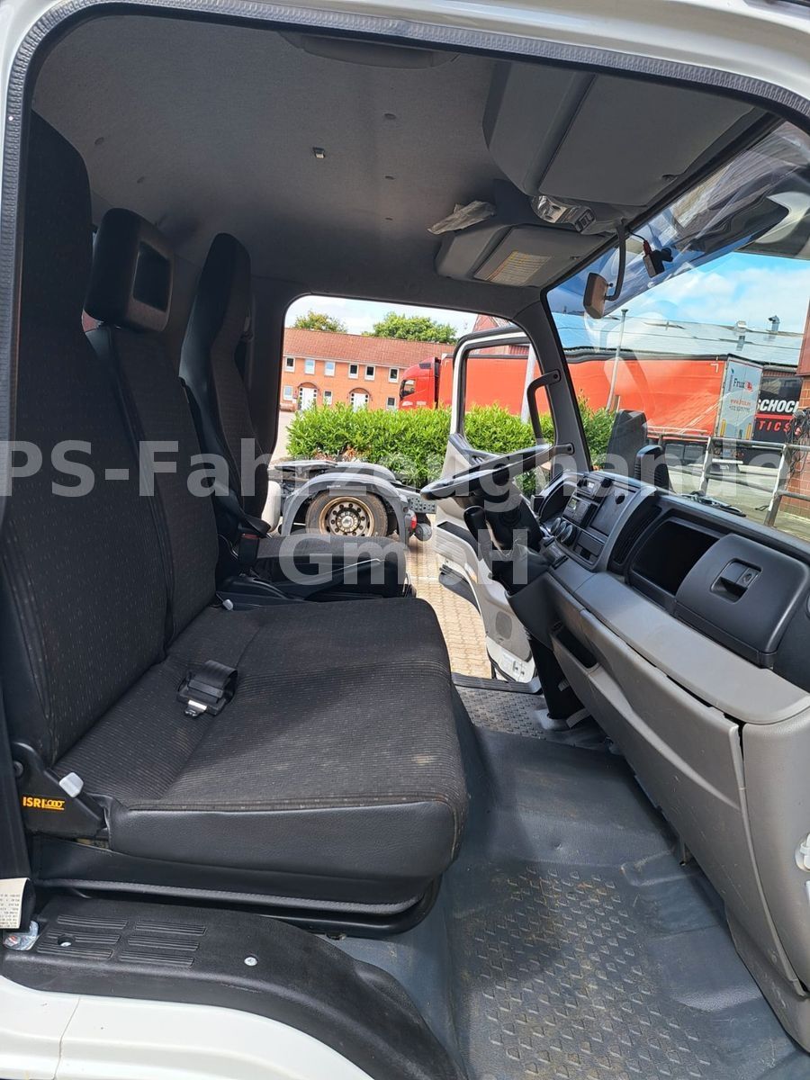 Fahrzeugabbildung FUSO Canter 7C18*Dreiseitenkipper*AHK