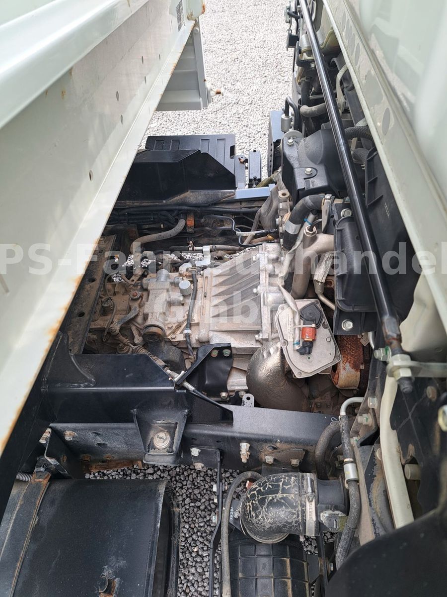 Fahrzeugabbildung FUSO Canter 7C18*Dreiseitenkipper*AHK