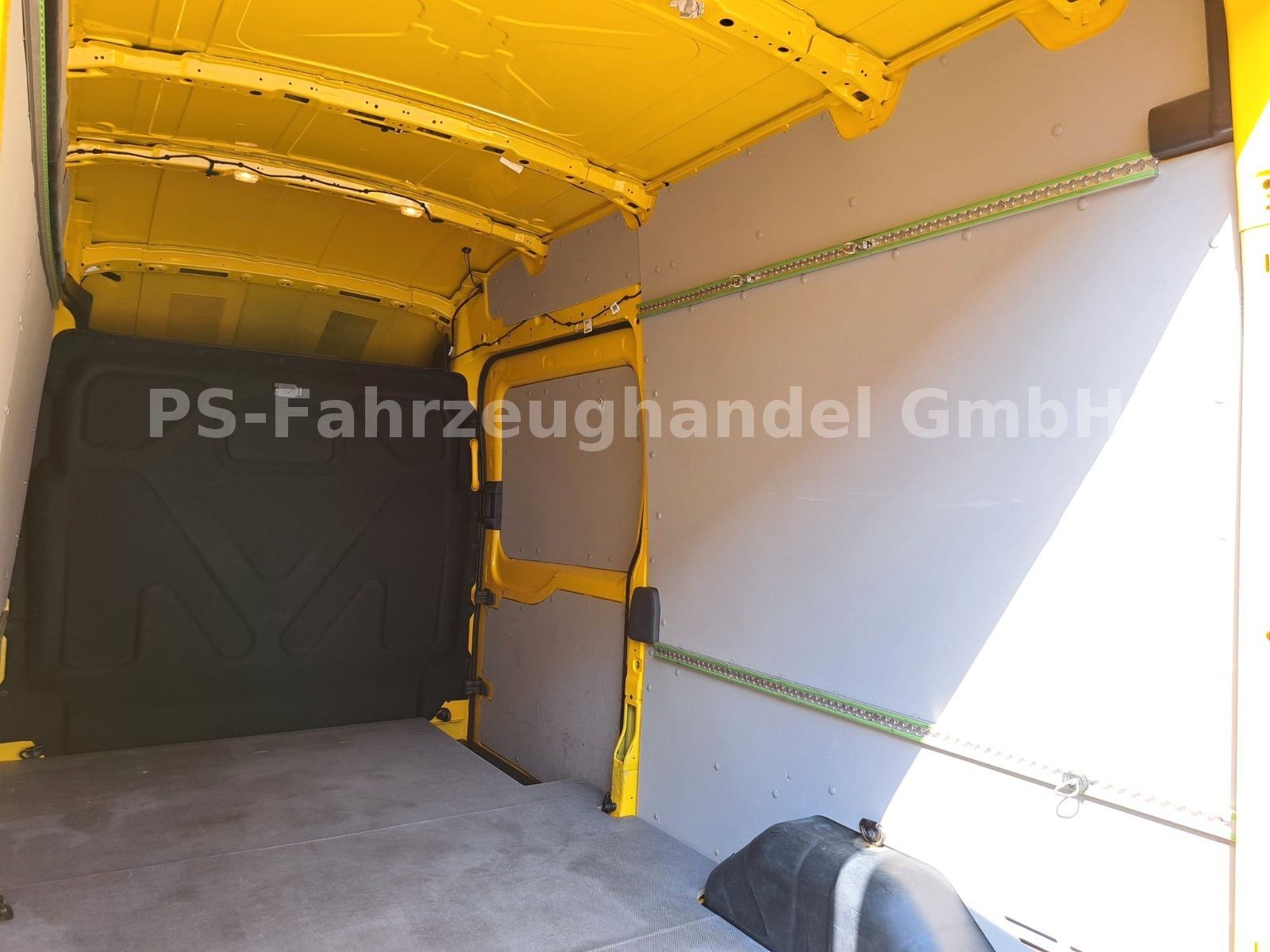 Fahrzeugabbildung Ford Transit Kasten E 390 L3 Trend*Hochraum