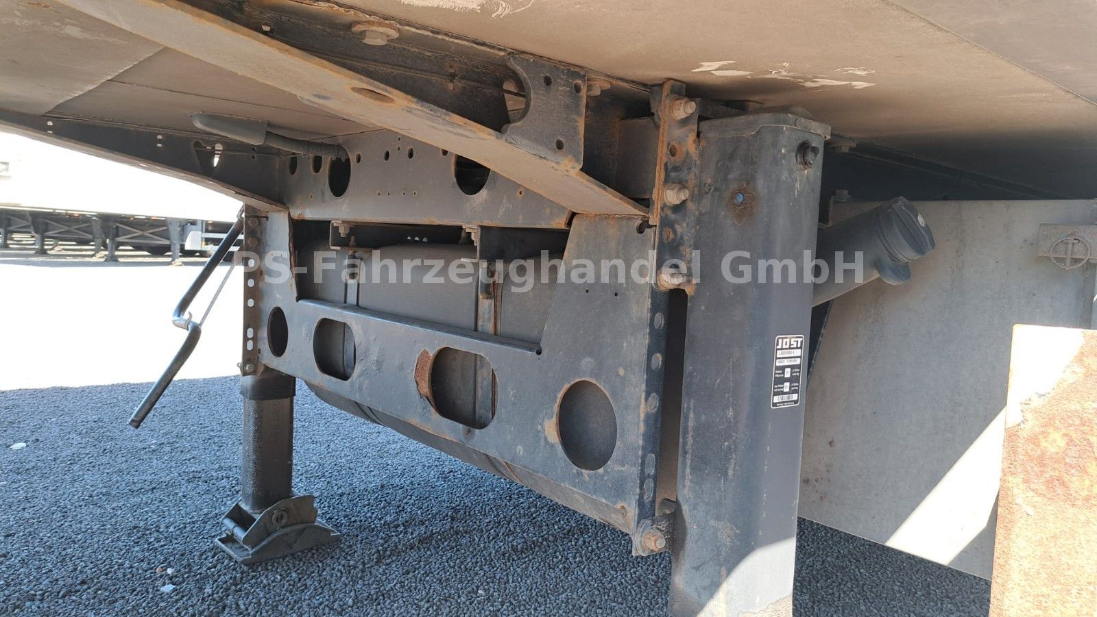Fahrzeugabbildung Krone SDR 27 eL4-DS*Iso-Koffer*LiftA*PalKa