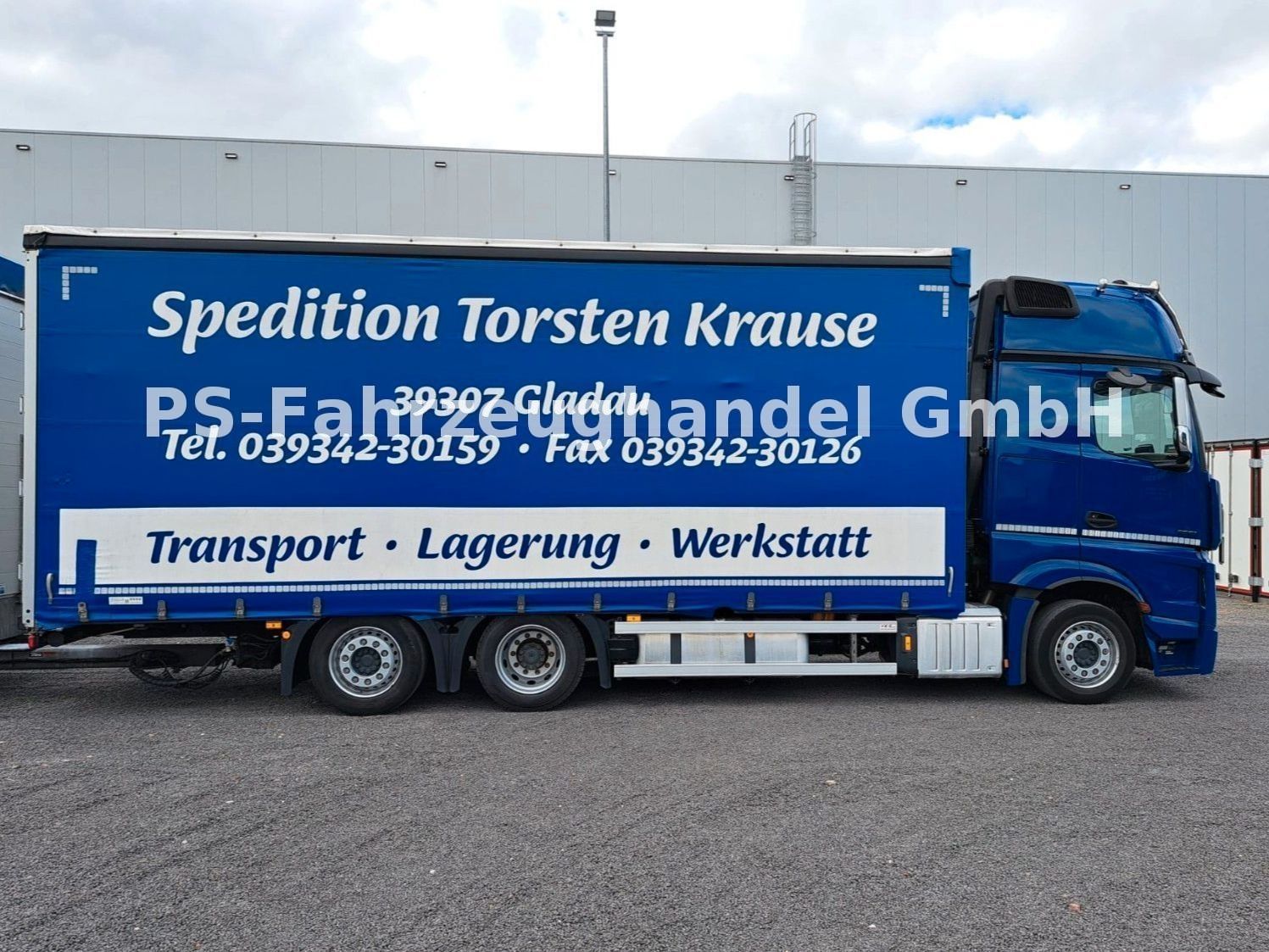 Fahrzeugabbildung Mercedes-Benz Actros 5 2551*GIGASpace*2 Tanks* Kompl.-Zug