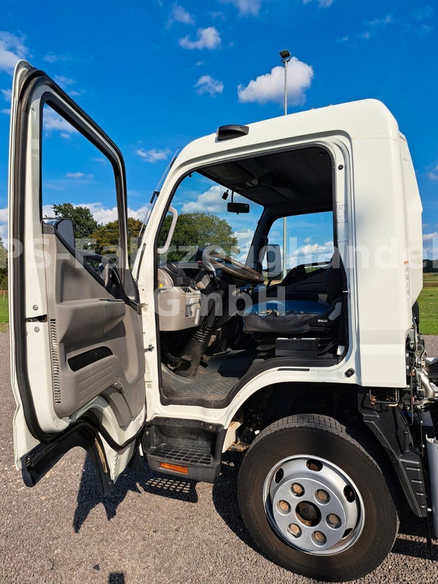 Fahrzeugabbildung FUSO Canter 7C18* HIAB Abrollkipper