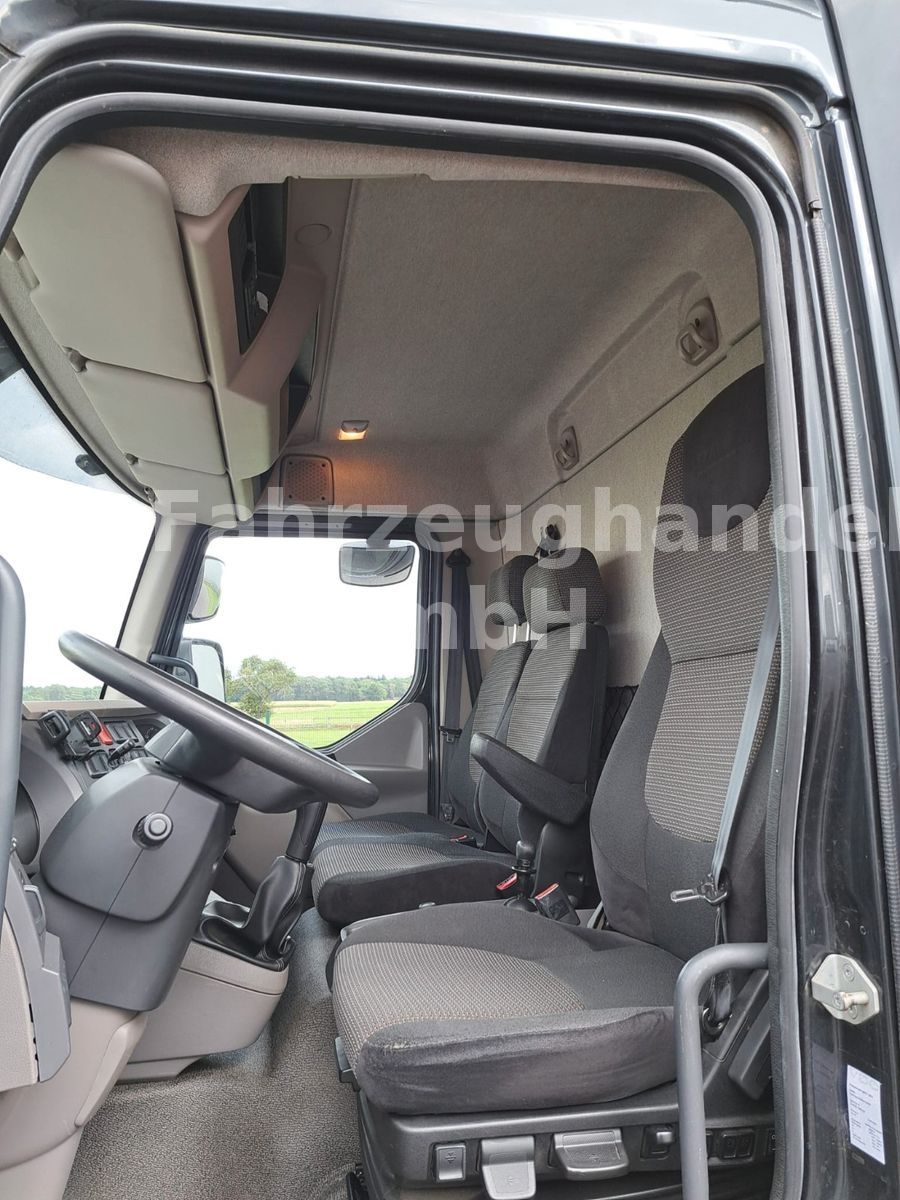Fahrzeugabbildung DAF LF 220 FA*2 x AHK*gepflegter Zustand