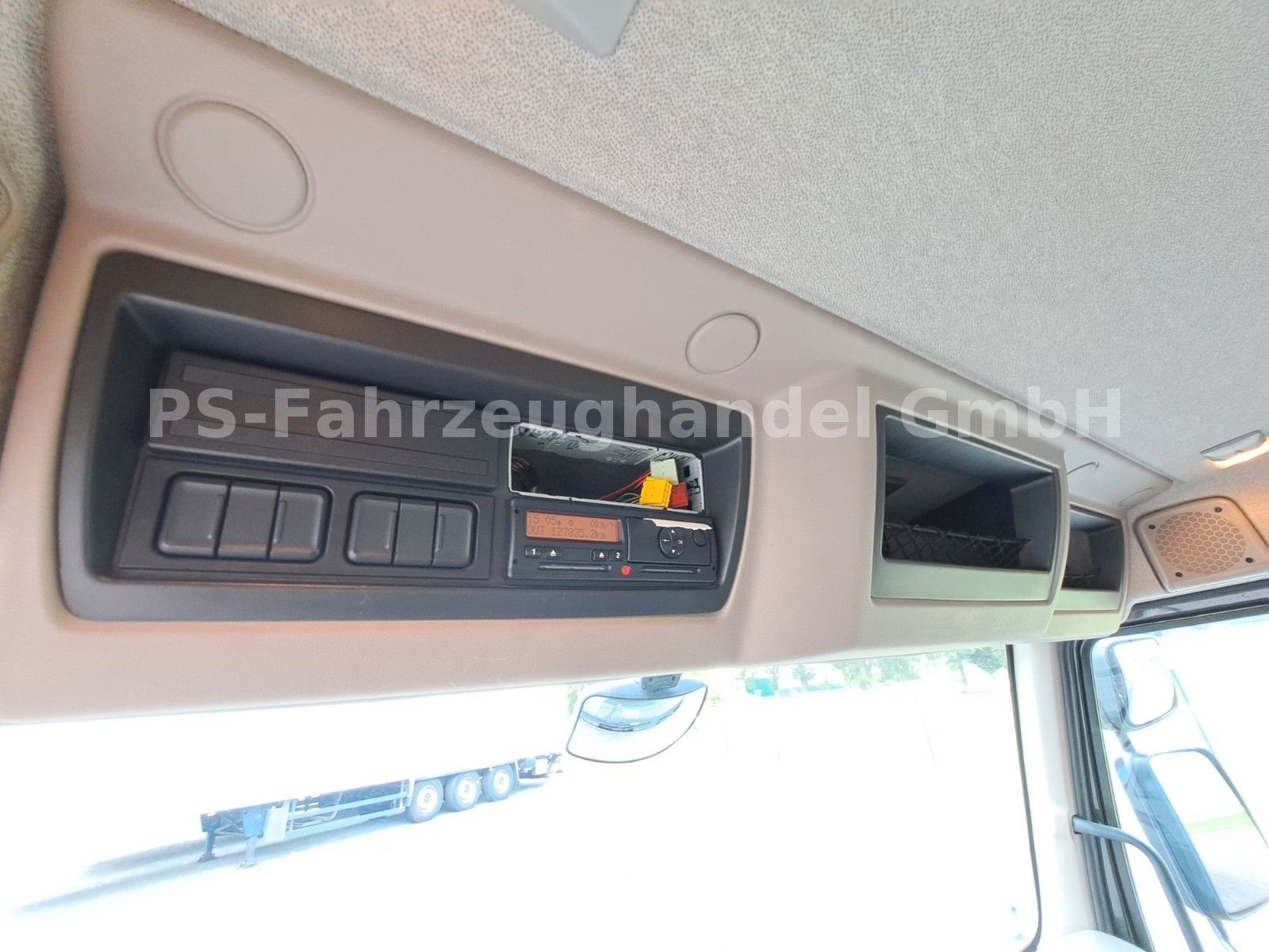Fahrzeugabbildung DAF LF 220 FA*2 x AHK*gepflegter Zustand