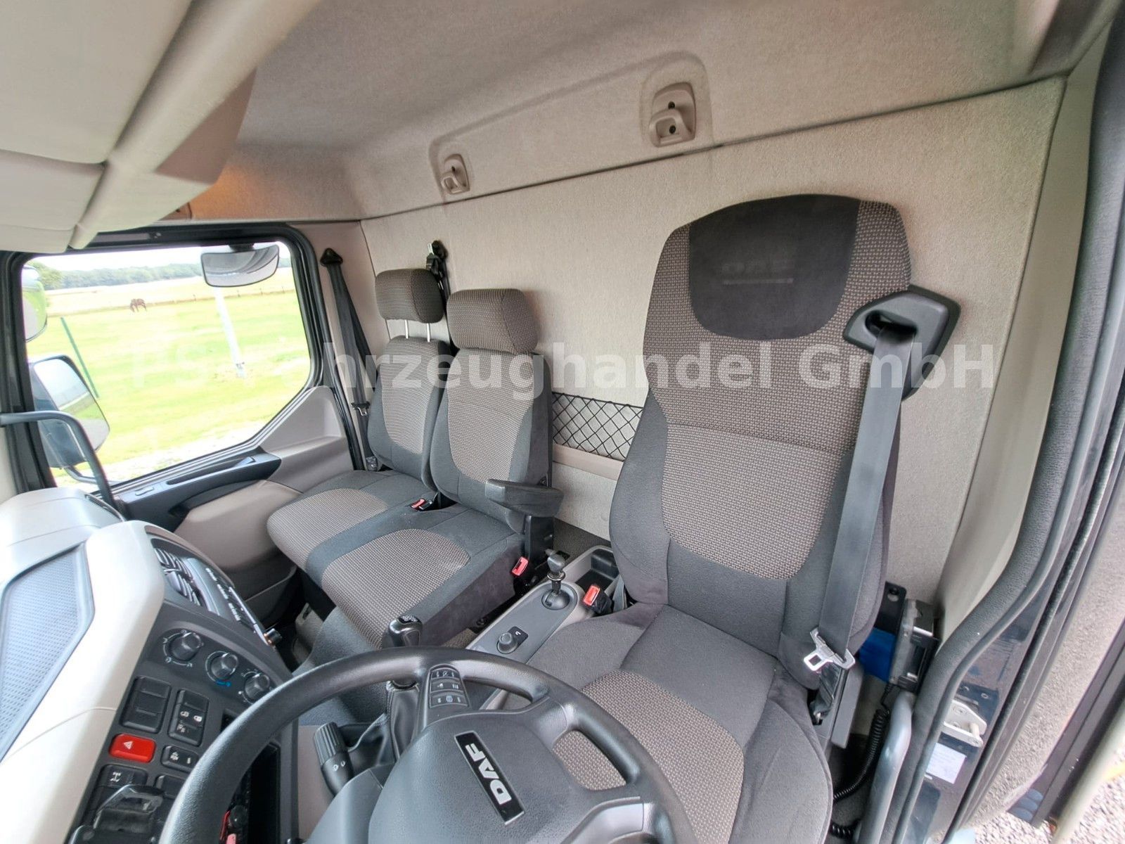 Fahrzeugabbildung DAF LF 220 FA* 2x AHK* Schiebeplane*gepfl. Zustand