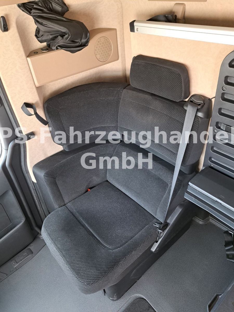 Fahrzeugabbildung Mercedes-Benz Actros 5 2551*GIGASpace*2 Tanks* Kompl.-Zug