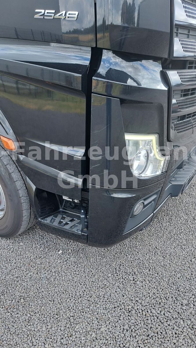 Fahrzeugabbildung Mercedes-Benz Actros 5*2548*Luft/Luft*NAVI*Palfinger-Kran