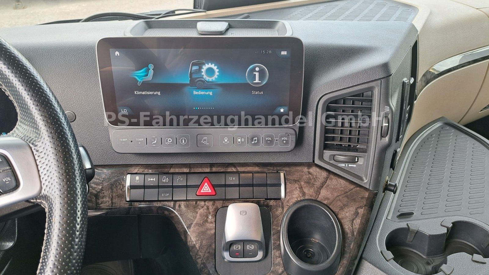 Fahrzeugabbildung Mercedes-Benz Actros 5*2548*Luft/Luft*NAVI*Palfinger-Kran