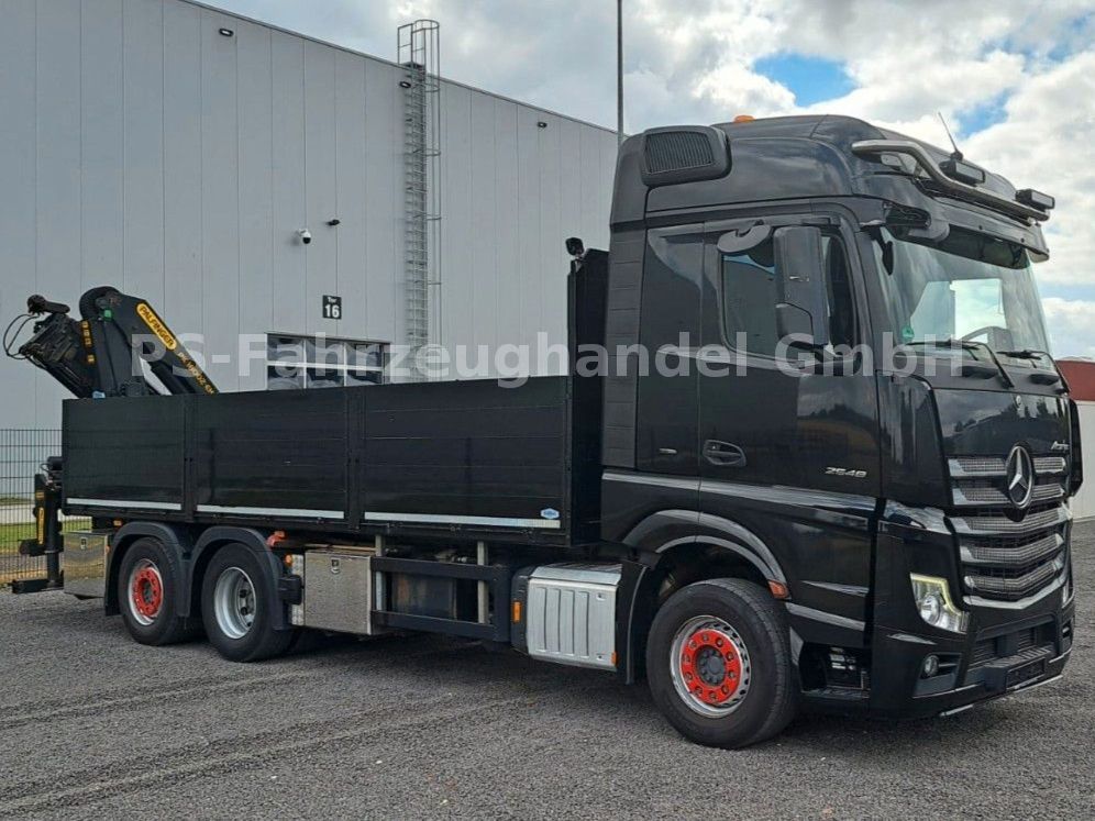 Fahrzeugabbildung Mercedes-Benz Actros 5*2548*Luft/Luft*NAVI*Palfinger-Kran