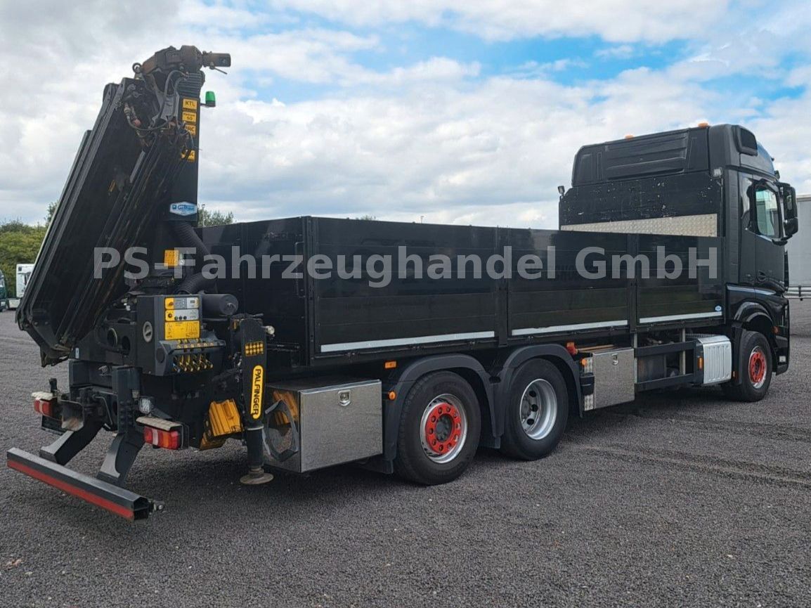 Fahrzeugabbildung Mercedes-Benz Actros 5*2548*Luft/Luft*NAVI*Palfinger-Kran