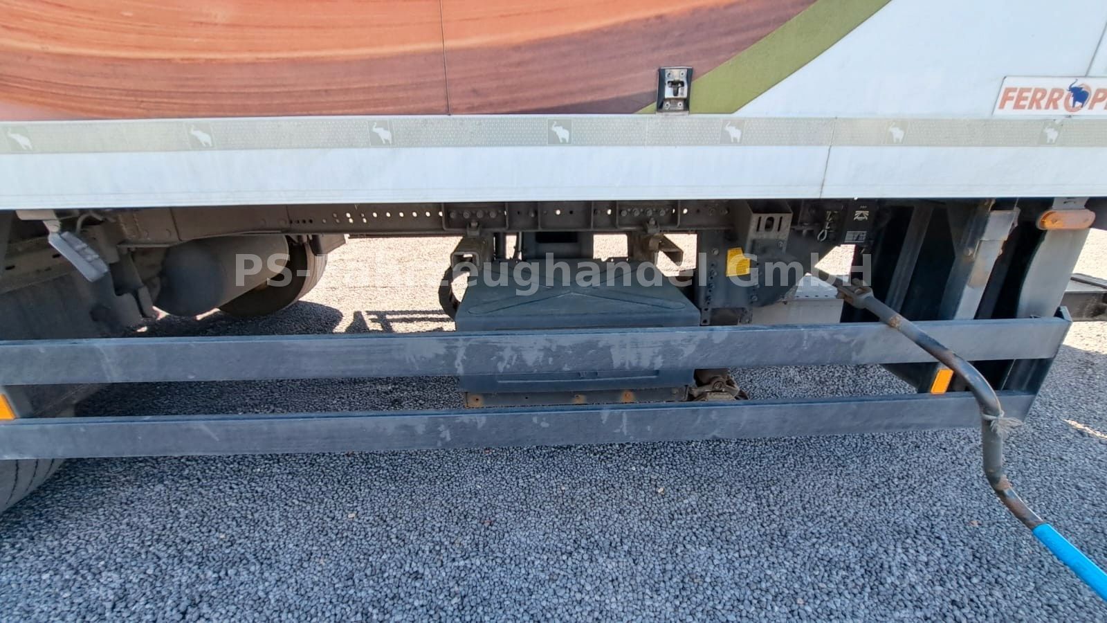 Fahrzeugabbildung Schmitz Cargobull ZKO 18/L-FP45*IsoKoffer*Durchlader*Doppelst*LBW