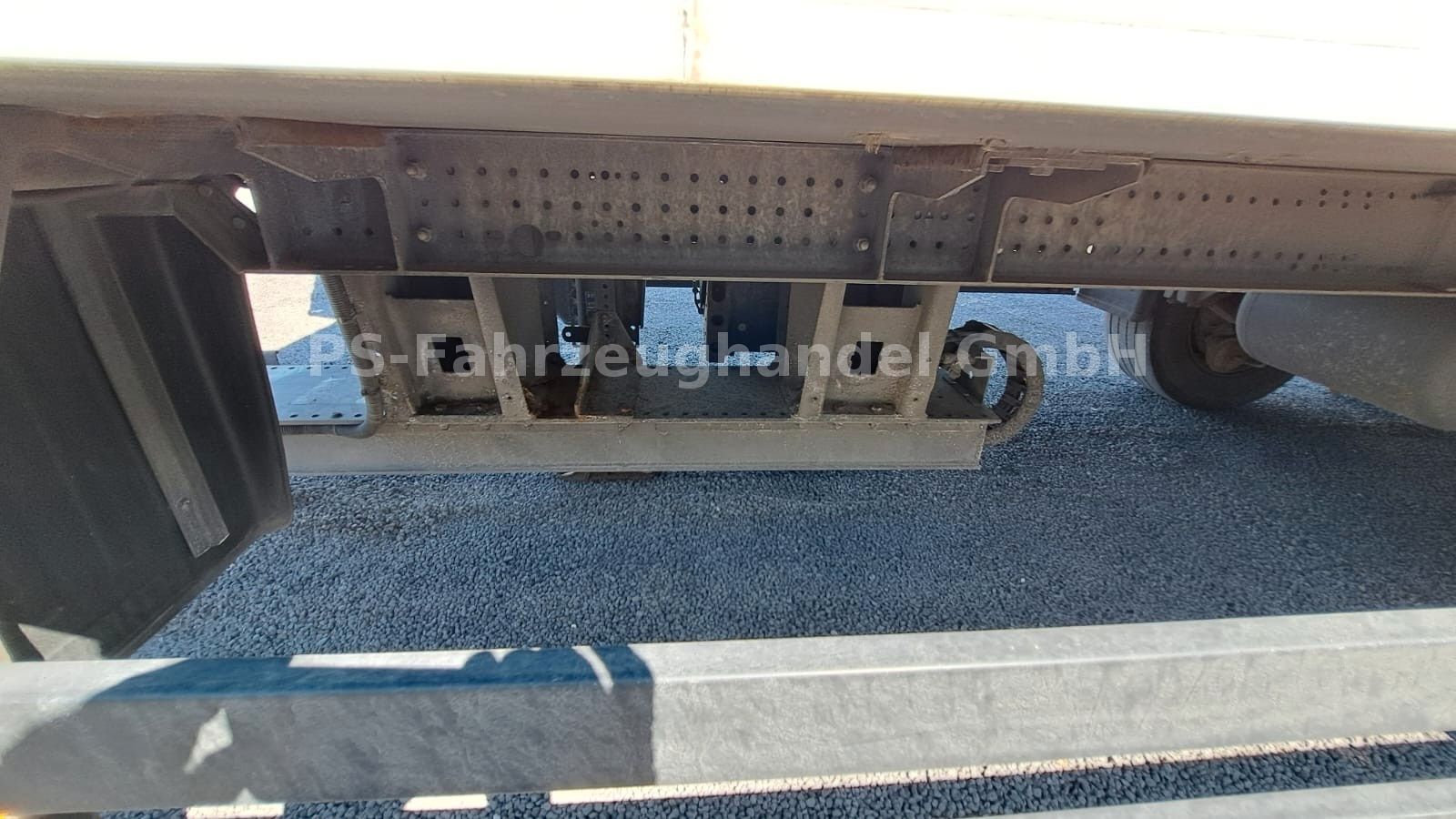 Fahrzeugabbildung Schmitz Cargobull ZKO 18/L-FP45*IsoKoffer*Durchlader*Doppelst*LBW