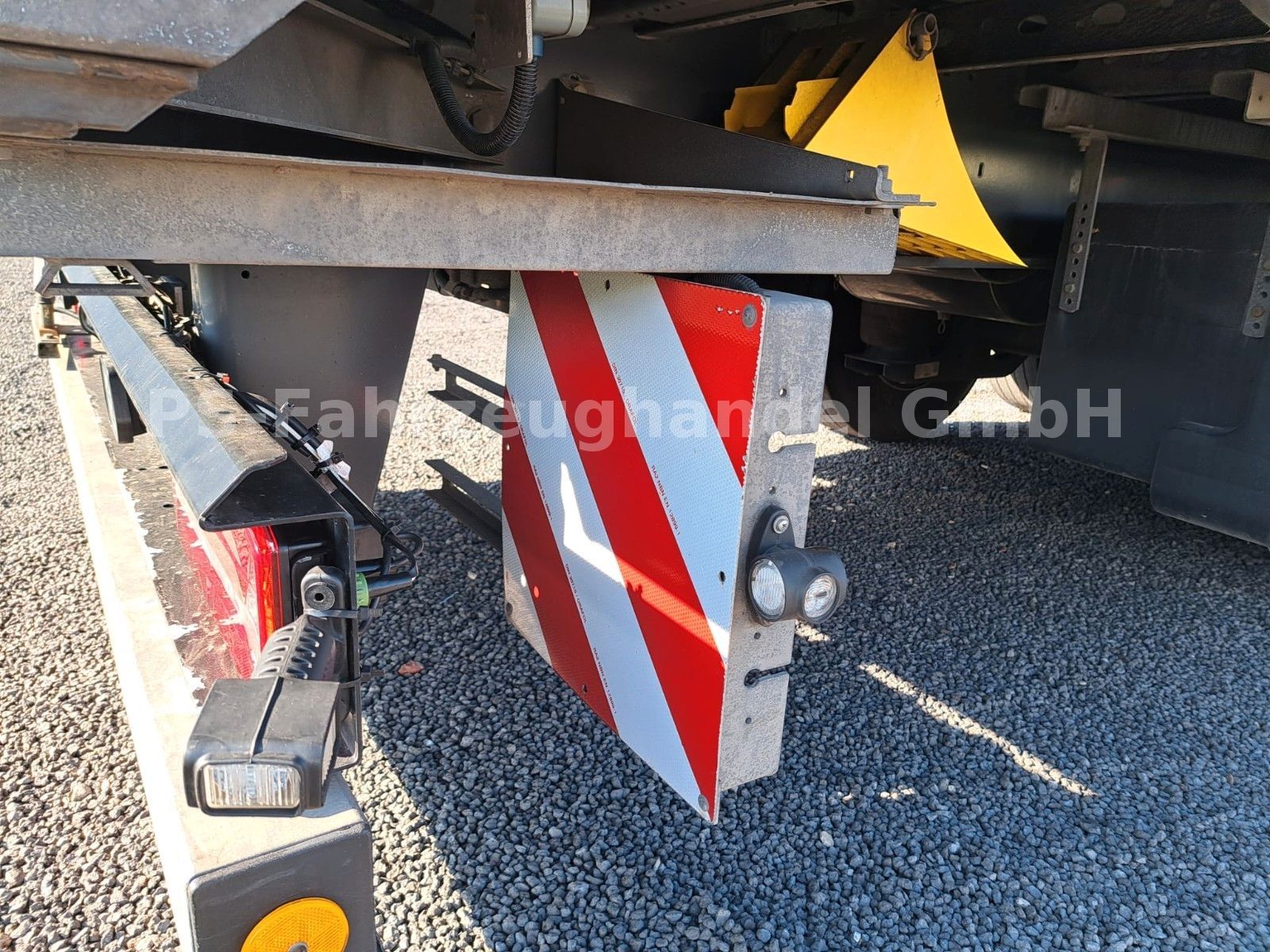 Fahrzeugabbildung Schwarzmüller S1-J Serie*verbreiterbar*SAF*Liftachse*Edscha