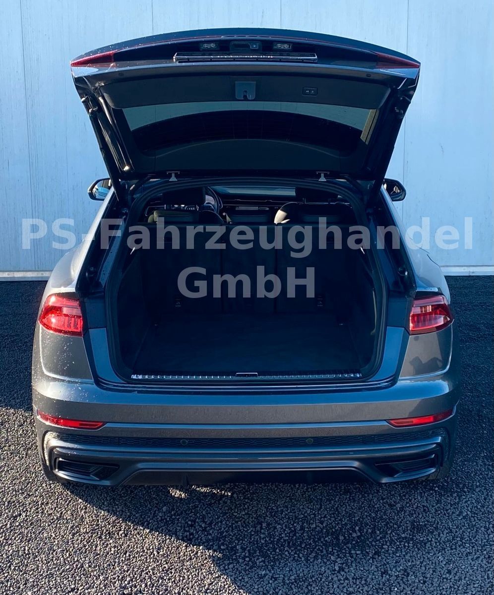 Fahrzeugabbildung Audi Q8 50 TDI quattro competition plus*MMI*HUD*AHK