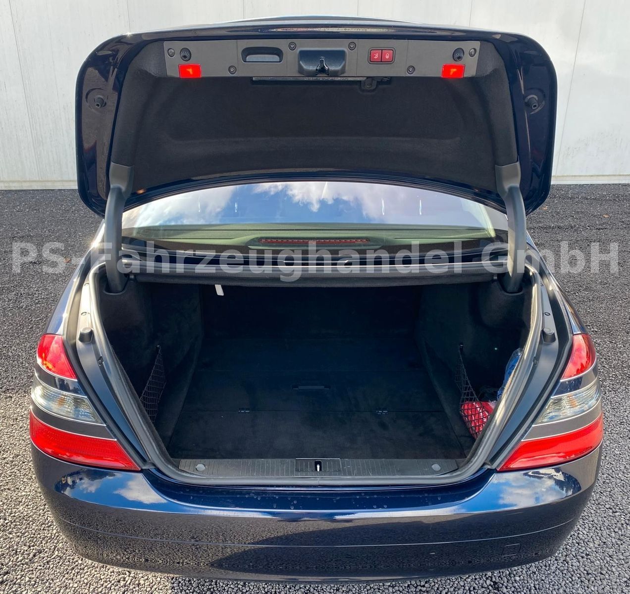 Fahrzeugabbildung Mercedes-Benz Limousine S 500 4Matic L