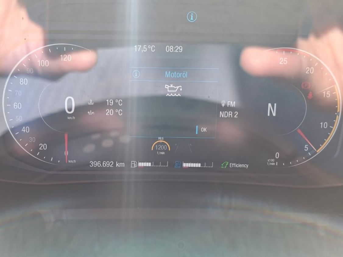 Fahrzeugabbildung MAN TGX 18.470*Blatt/Luft*