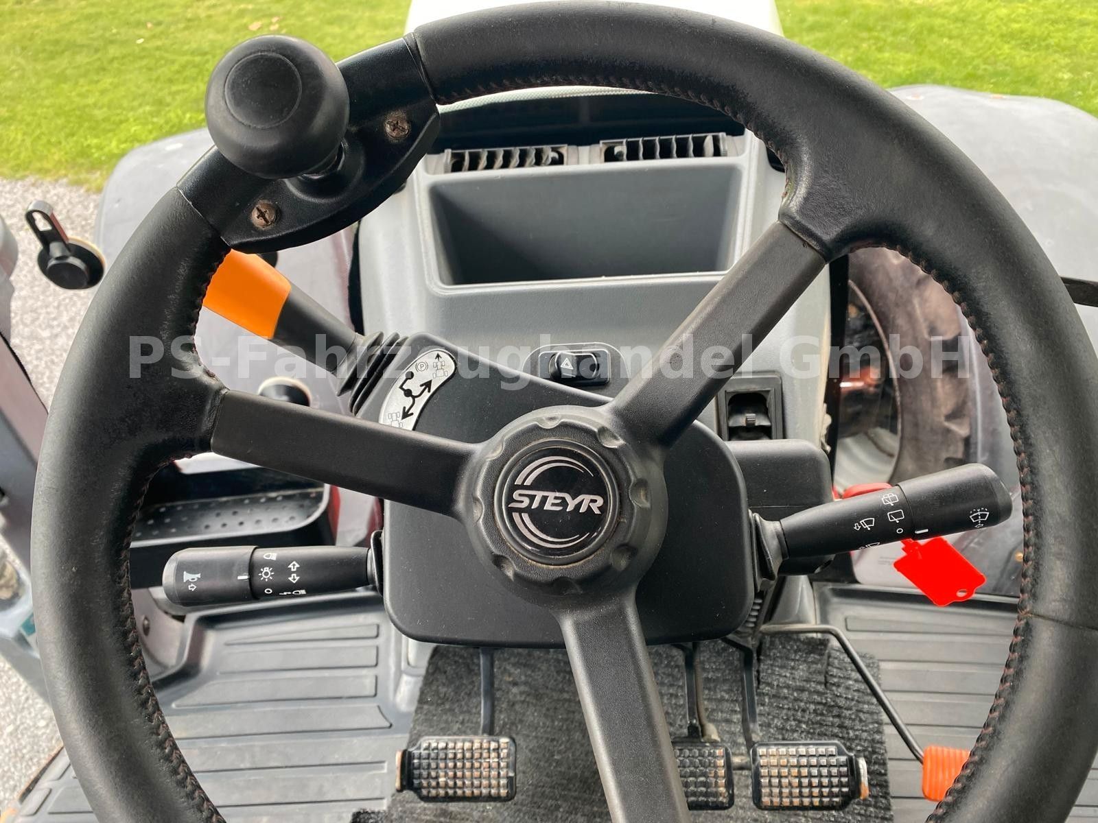 Fahrzeugabbildung Steyr 6220 CVT*Frontkraftheber*FrontzapfW*Druckluftanl