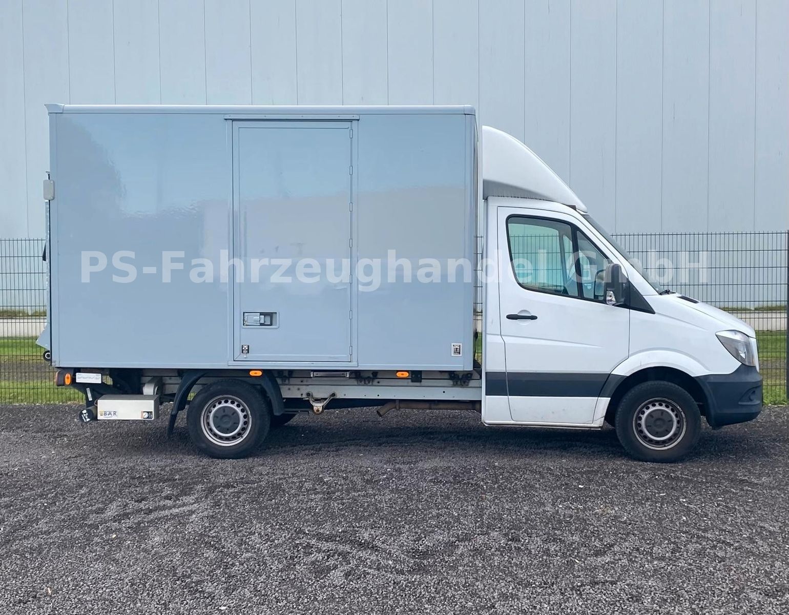 Fahrzeugabbildung Mercedes-Benz Sprinter II 314 CDI* Junge-Koffer*LBW Bär